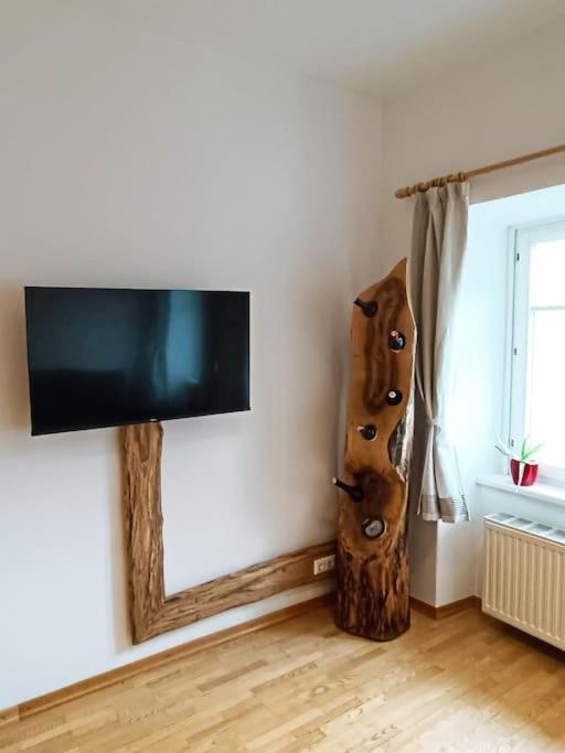 Ferienwohnung Berg & See Милщат Екстериор снимка